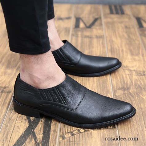 spitze schuhe herren